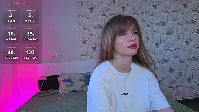 Snapshot of Katrin_s chatting on 06/04/26, 11:22 Katrin s online show from 06/04/26, 11:22