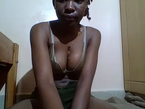 EbonyJuly online show from 06/23/26, 07:17