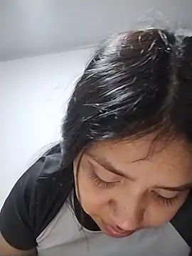 Snapshot of Amber_Herrera chatting on 07/19/26, 04:27 Amber Herrera online show from 07/19/26, 04:27