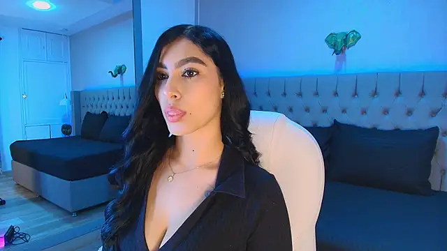 Snapshot of Victoria_Ellington chatting on 06/17/26, 11:34 Victoria Ellington online show from 06/17/26, 11:34
