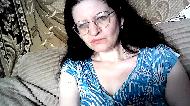 Snapshot of Dear_Annet chatting on 06/15/26, 10:06 Dear Annet online show from 06/15/26, 10:06