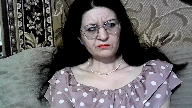 Snapshot of Dear_Annet chatting on 06/27/26, 08:47 Dear Annet online show from 06/27/26, 08:47