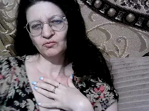 Snapshot of Dear_Annet chatting on 07/11/26, 07:49 Dear Annet online show from 07/11/26, 07:49