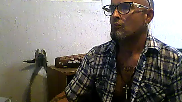 Snapshot of SlickDickyadown chatting on 07/24/26, 01:58 SlickDickyadown online show from 07/24/26, 01:58