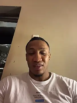 LoganVarela online show from 07/21/26, 01:19