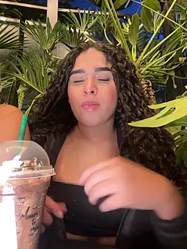 Antonella Whitmore online show from 06/19/26, 11:41