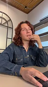 Snapshot of RockstarAlex chatting on 06/05/26, 01:45 RockstarAlex online show from 06/05/26, 01:45