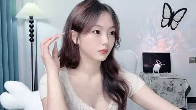 Snapshot of wenwen8888 chatting on 07/16/26, 04:02 wenwen8888 online show from 07/16/26, 04:02