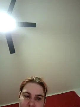 GoldenWifee online show from 06/12/26, 05:17