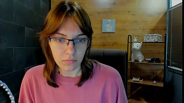 KristennMartin online show from 06/12/26, 10:58