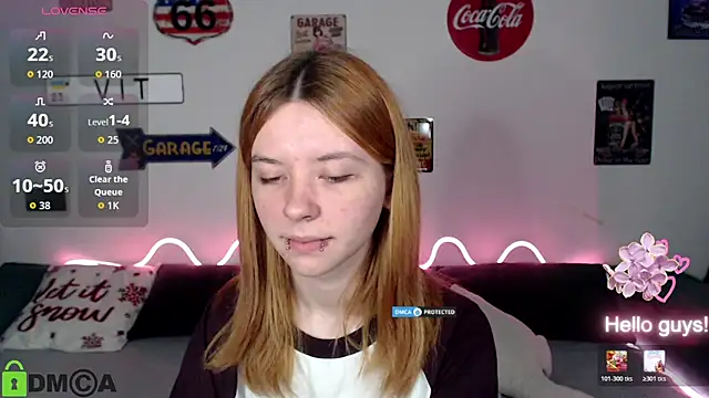 CarolInWonderland online show from 06/11/26, 06:44