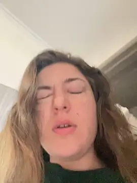 Snapshot of kate_nicepops999144 chatting on 06/07/26, 07:45 kate nicepops999144 online show from 06/07/26, 07:45
