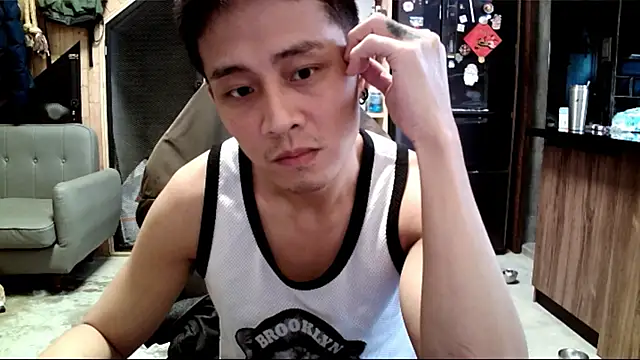 deansu0819 online show from 06/08/26, 08:37