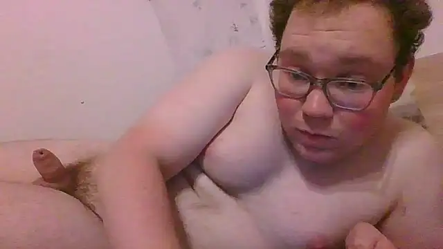 Snapshot of cumboy1893 chatting on 06/26/26, 04:22 cumboy1893 online show from 06/26/26, 04:22