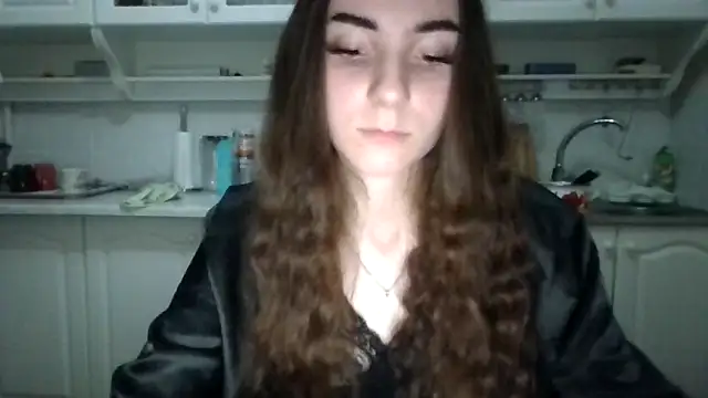Snapshot of PollySecrettt chatting on 06/14/26, 01:03 PollySecrettt online show from 06/14/26, 01:03