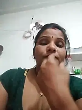 Snapshot of Cut_rani64 chatting on 06/26/26, 01:04 Cut rani64 online show from 06/26/26, 01:04