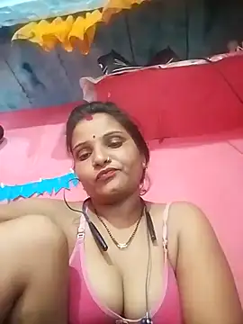 Snapshot of Cut_rani64 chatting on 07/17/26, 10:33 Cut rani64 online show from 07/17/26, 10:33