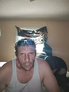 Snapshot of StonedStroker7thick chatting on 07/17/26, 06:13 StonedStroker7thick online show from 07/17/26, 06:13