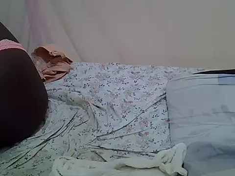 Rhina01 online show from 07/07/26, 06:47