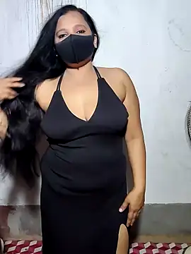 Snapshot of Lusty_mussty chatting on 06/18/26, 04:55 Lusty mussty online show from 06/18/26, 04:55