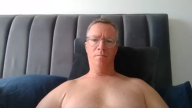 Snapshot of SinfulPulse69 chatting on 06/21/26, 07:00 SinfulPulse69 online show from 06/21/26, 07:00