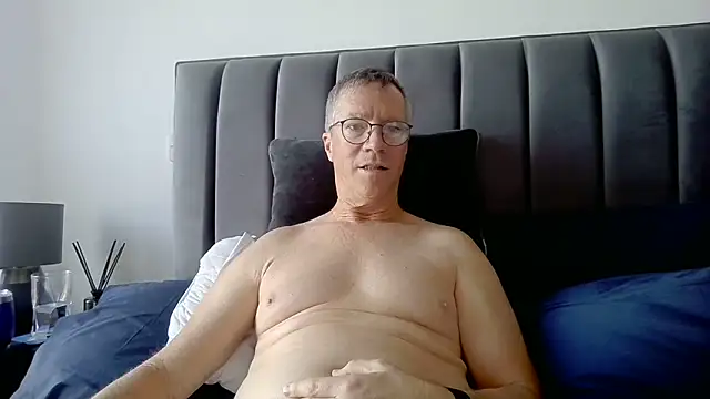 Snapshot of SinfulPulse69 chatting on 06/29/26, 05:25 SinfulPulse69 online show from 06/29/26, 05:25