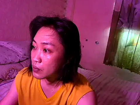Snapshot of Asianpinaylicious chatting on 07/18/26, 06:50 Asianpinaylicious online show from 07/18/26, 06:50