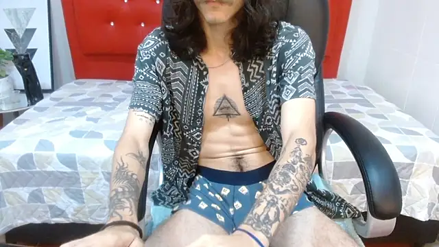 Snapshot of bigcock_robert chatting on 07/09/26, 08:02 bigcock robert online show from 07/09/26, 08:02