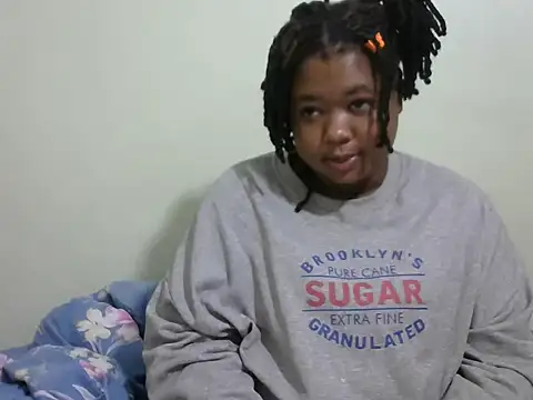 pretty julie22 online show from 06/27/26, 04:12