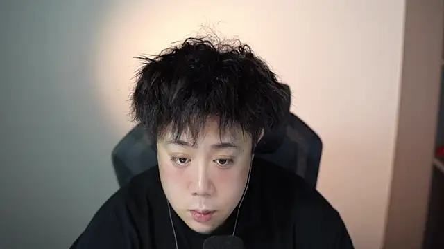 hao-nan online show from 06/06/26, 07:29
