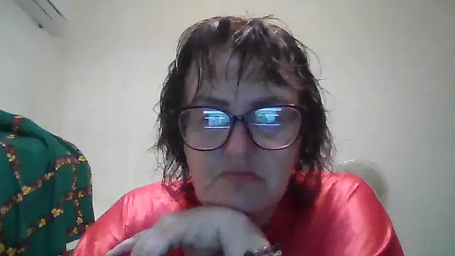 Snapshot of ErikaXShine chatting on 06/27/26, 08:14 ErikaXShine online show from 06/27/26, 08:14