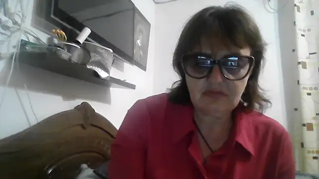 Snapshot of ErikaXShine chatting on 07/31/26, 07:13 ErikaXShine online show from 07/31/26, 07:13