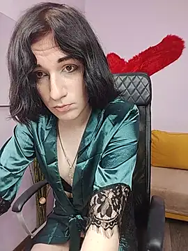 MickeQuinee online show from 06/25/26, 11:26