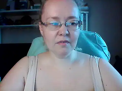 Viola27 online show from 06/29/26, 02:17
