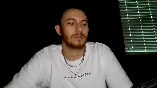 Mikecloudyhawk online show from 06/19/26, 01:04