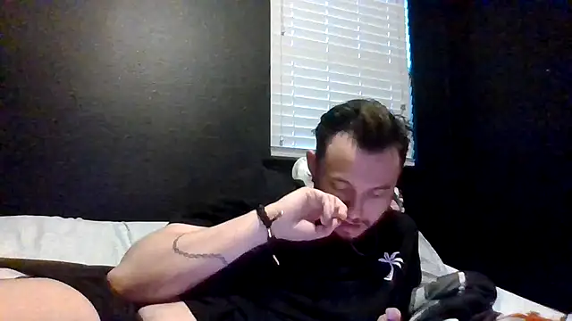 Mikecloudyhawk online show from 06/27/26, 03:22