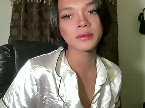 Snapshot of Justine0419 chatting on 06/10/26, 07:02 Justine0419 online show from 06/10/26, 07:02