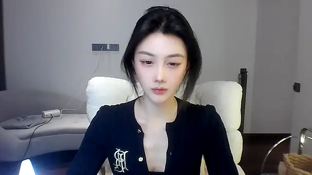 SylvieMaya online show from 06/13/26, 03:32
