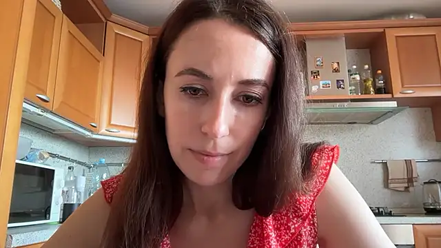 Snapshot of Flamingo_Queen chatting on 06/18/26, 03:16 Flamingo Queen online show from 06/18/26, 03:16