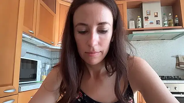 Snapshot of Flamingo_Queen chatting on 07/19/26, 05:55 Flamingo Queen online show from 07/19/26, 05:55