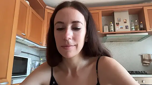 Snapshot of Flamingo_Queen chatting on 07/20/26, 05:44 Flamingo Queen online show from 07/20/26, 05:44