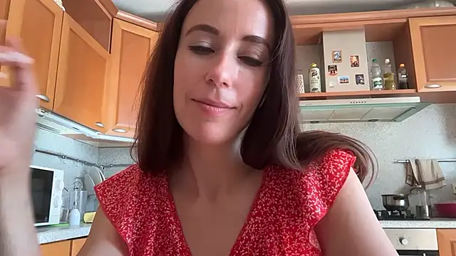 Snapshot of Flamingo_Queen chatting on 07/30/26, 05:50 Flamingo Queen online show from 07/30/26, 05:50