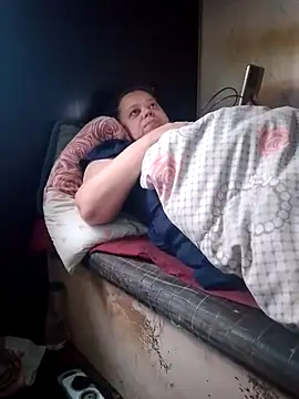 oksana72 online show from 09/30/25, 12:10