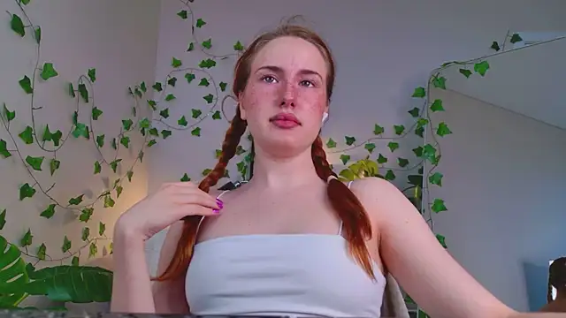 ChloeAster online show from 07/21/26, 07:00