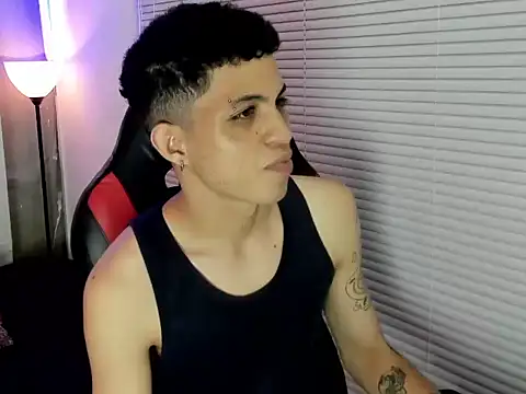 cameron lux77 online show from 06/25/26, 05:12
