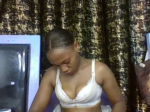 Lovey daisy15 online show from 06/28/26, 01:44
