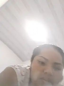 MiaBloom0 online show from 07/28/26, 03:35
