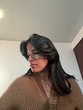 Snapshot of PiaVz chatting on 06/19/26, 10:46 PiaVz online show from 06/19/26, 10:46