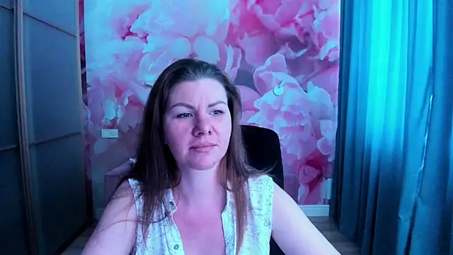 LunaKissesx online show from 06/21/26, 11:24