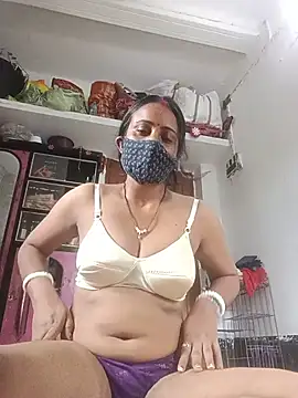 Snapshot of Simi-hot-boudi chatting on 07/20/26, 03:43 Simi-hot-boudi online show from 07/20/26, 03:43